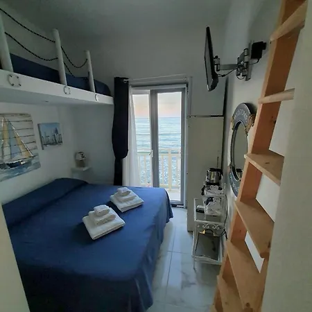 Bed & Breakfast La Battigia -locanda Di Natale *