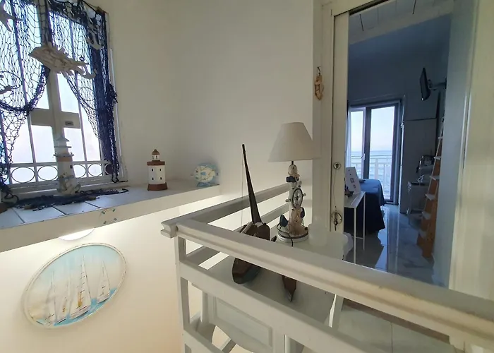 La Battigia -locanda Di Natale Couette-café 3*