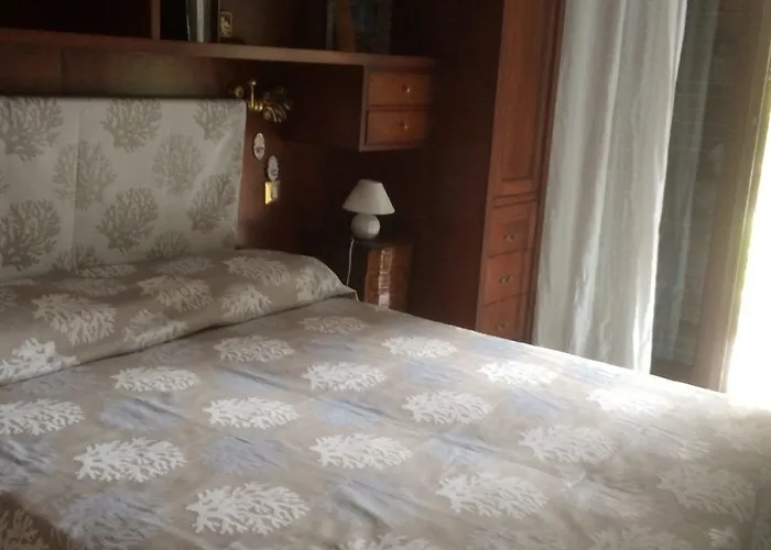 La Battigia -locanda Di Natale Couette-café 3*