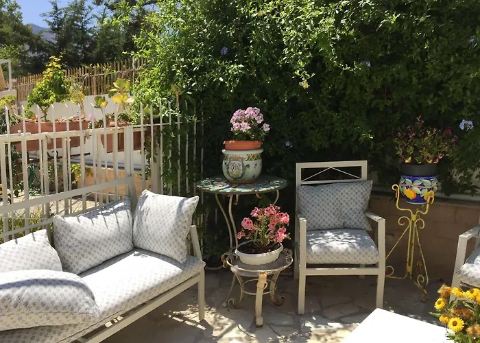 Couette-café La Battigia -locanda Di Natale